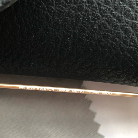 Ray-Ban aviator sunglasses - Picture 6 of 7